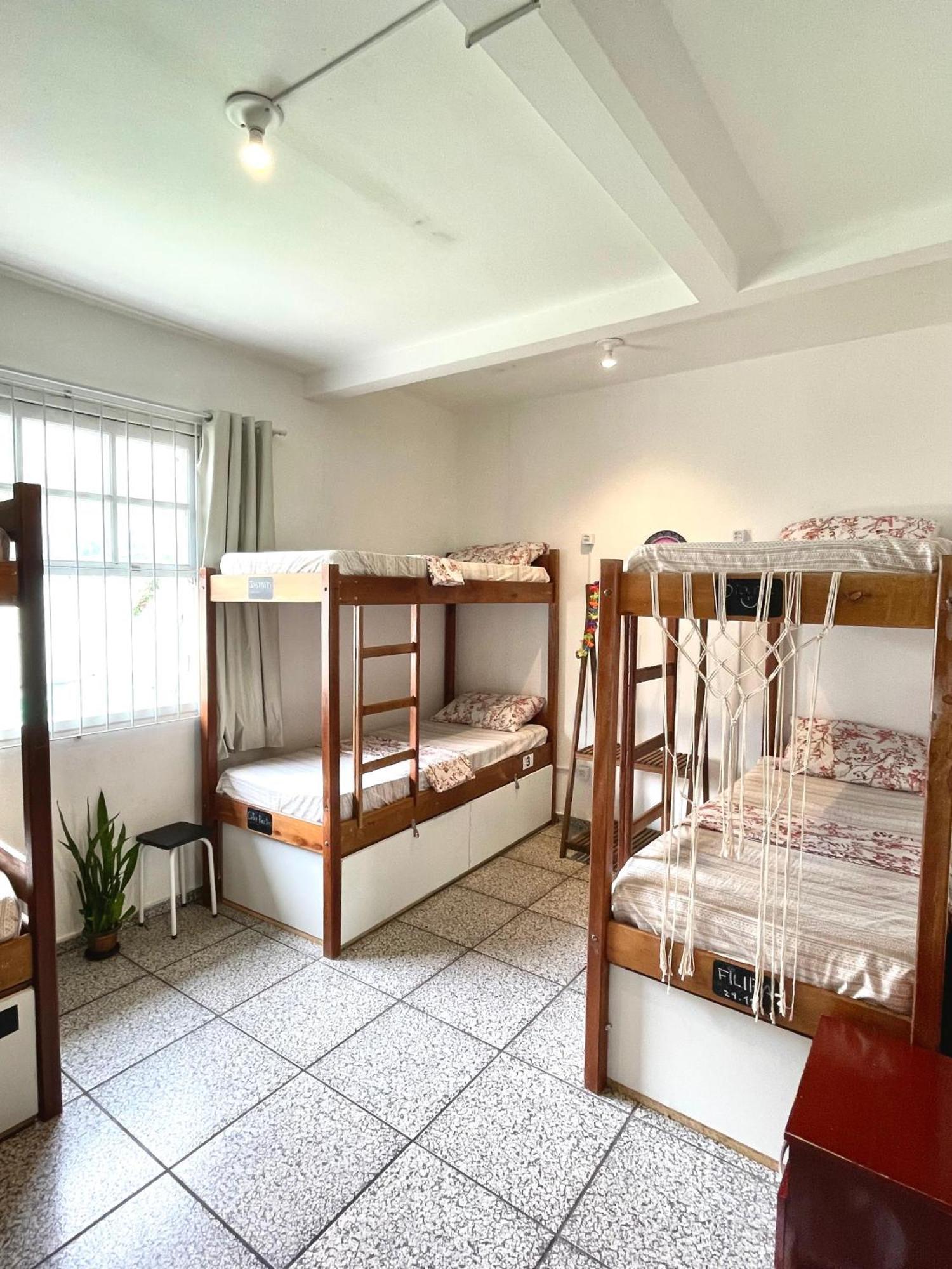 Pequi Hostel Florianópolis Екстериор снимка